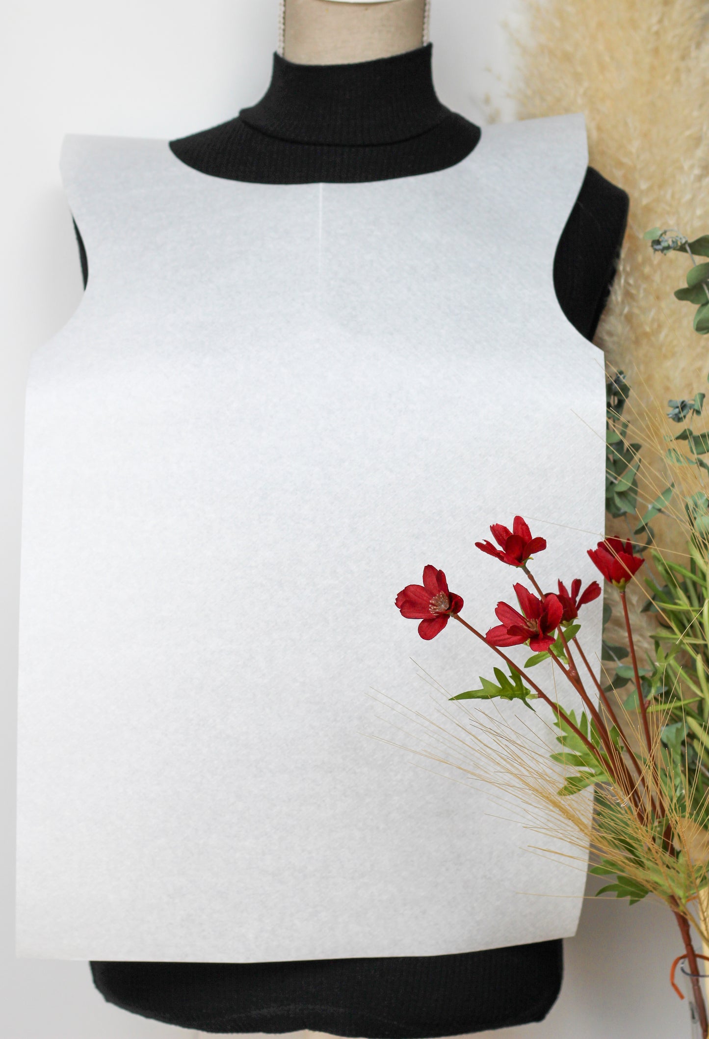 新型紙エプロン(かぶりタイプ)